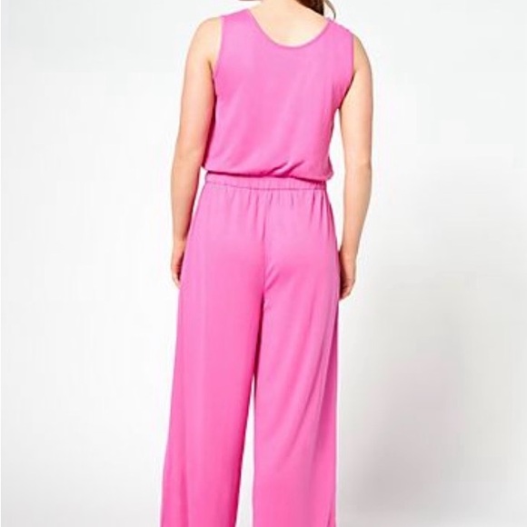 Wide-Leg Pink Sleeveless Jumpsuit - Picture 2 of 4